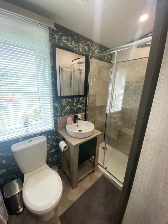 Teviotdale Lodge At Lilliardsedge Holiday Park Jedburgh Eksteriør bilde