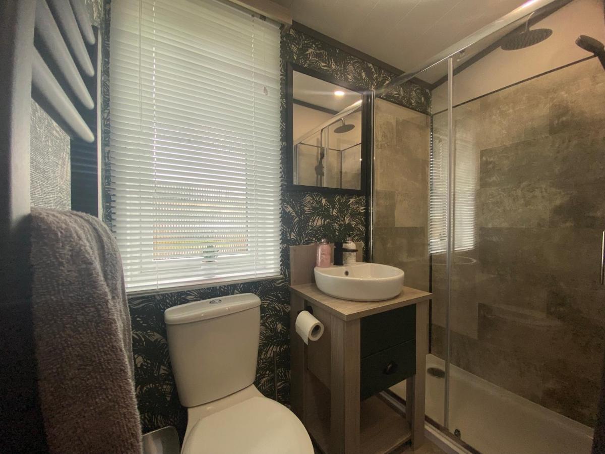 Teviotdale Lodge At Lilliardsedge Holiday Park Jedburgh Eksteriør bilde